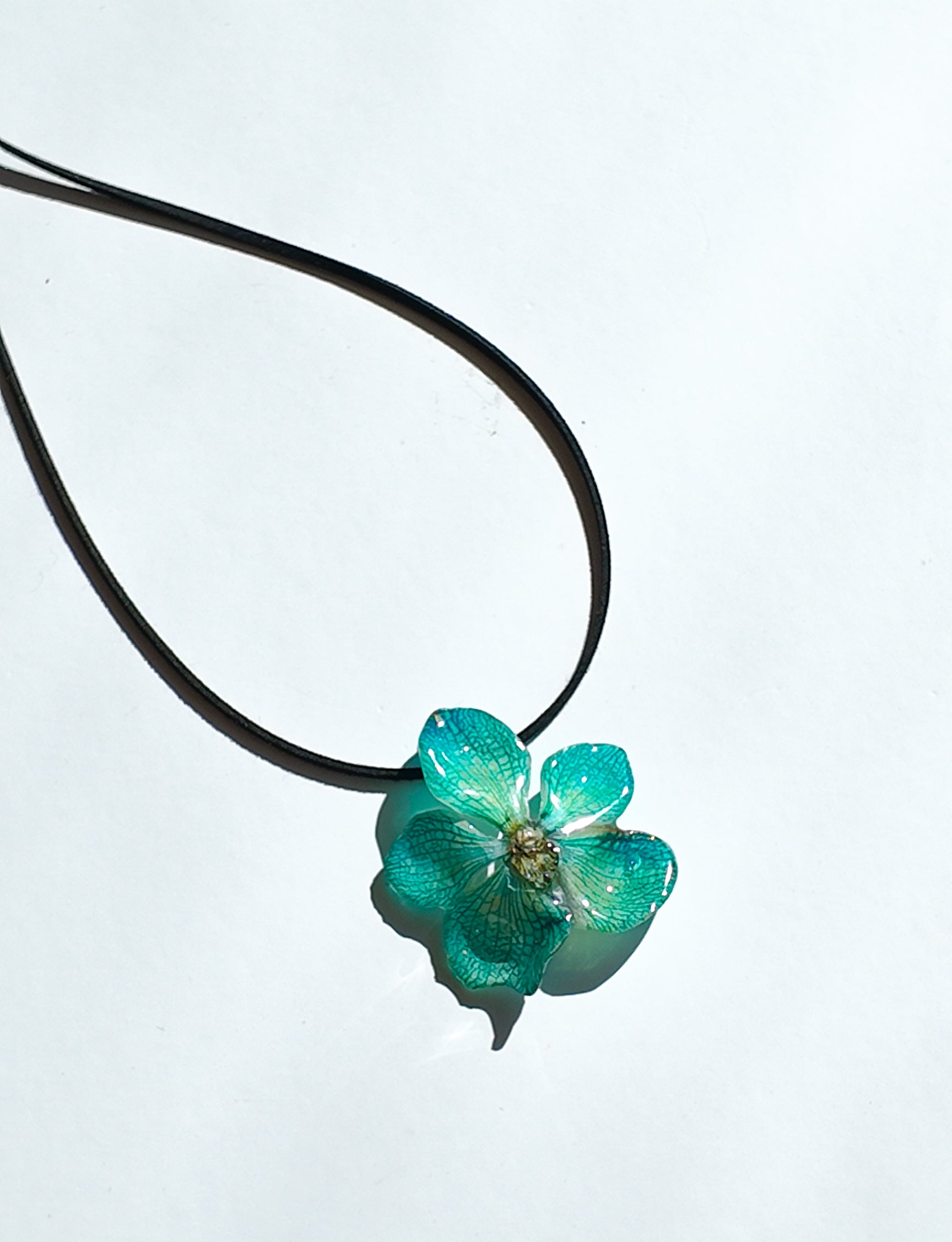 Ocean Vanda Necklace