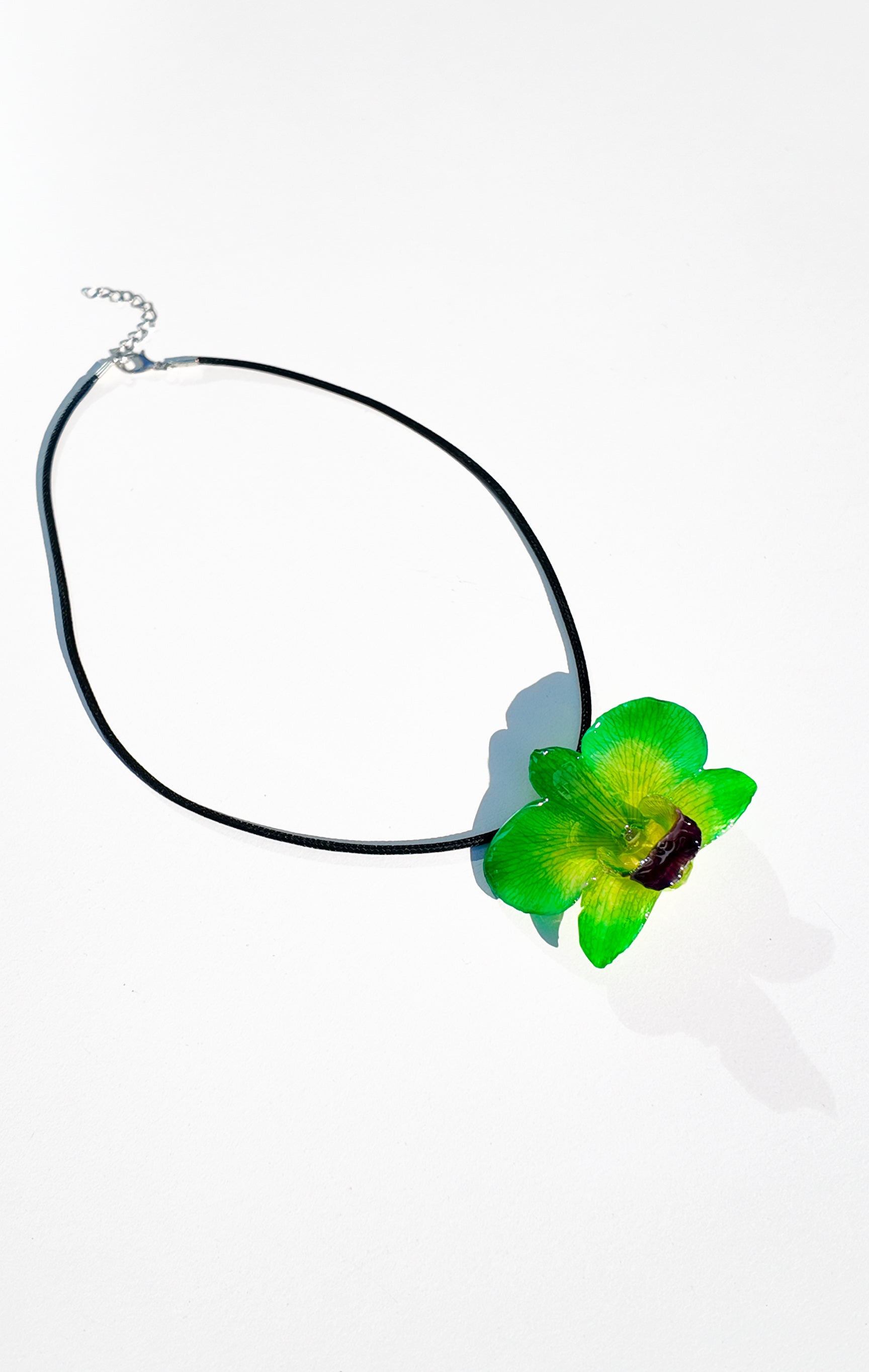 Green Round Orchid Necklace