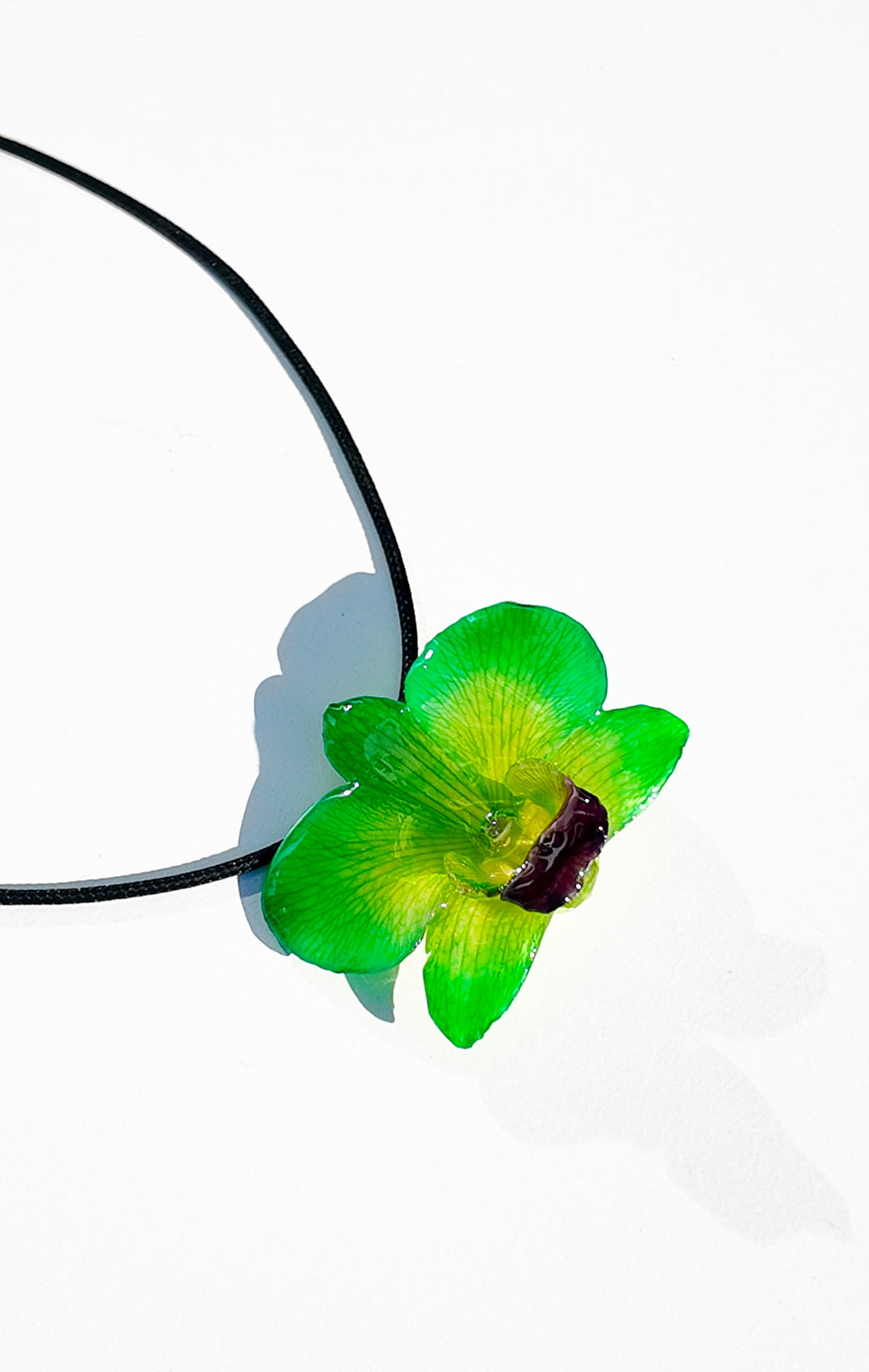 Green Round Orchid Necklace