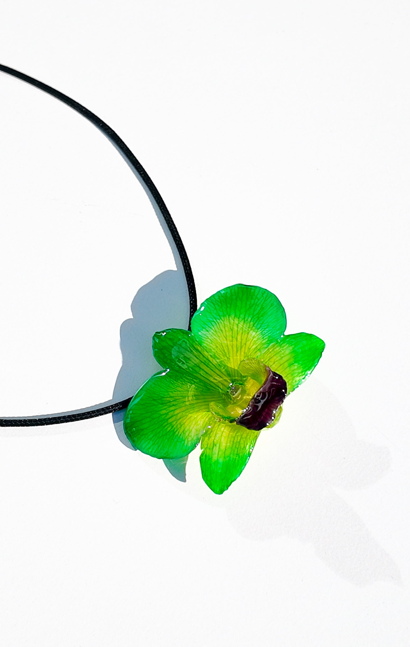 Green Round Orchid Necklace