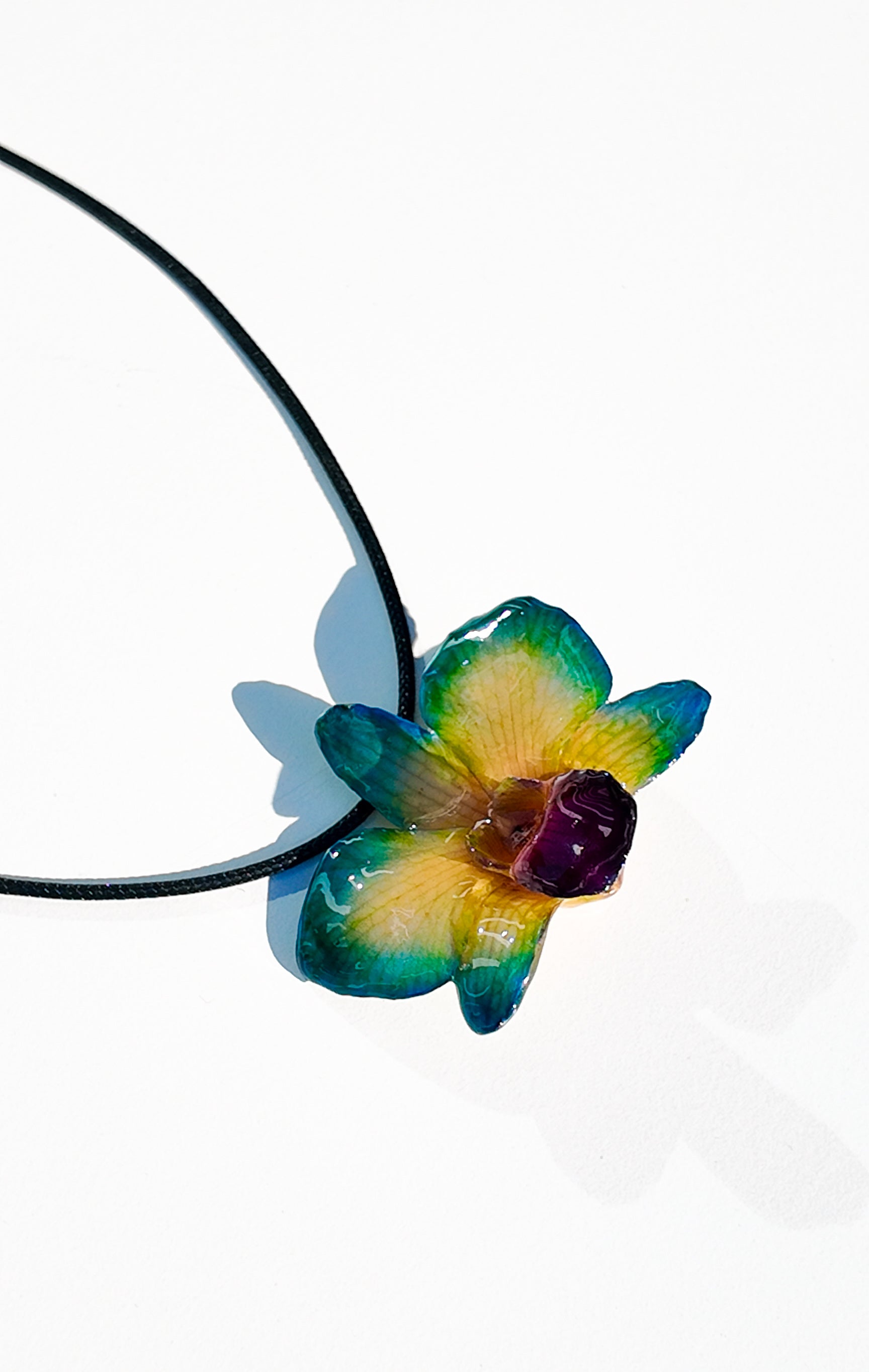 Emerald Round Orchid Necklace