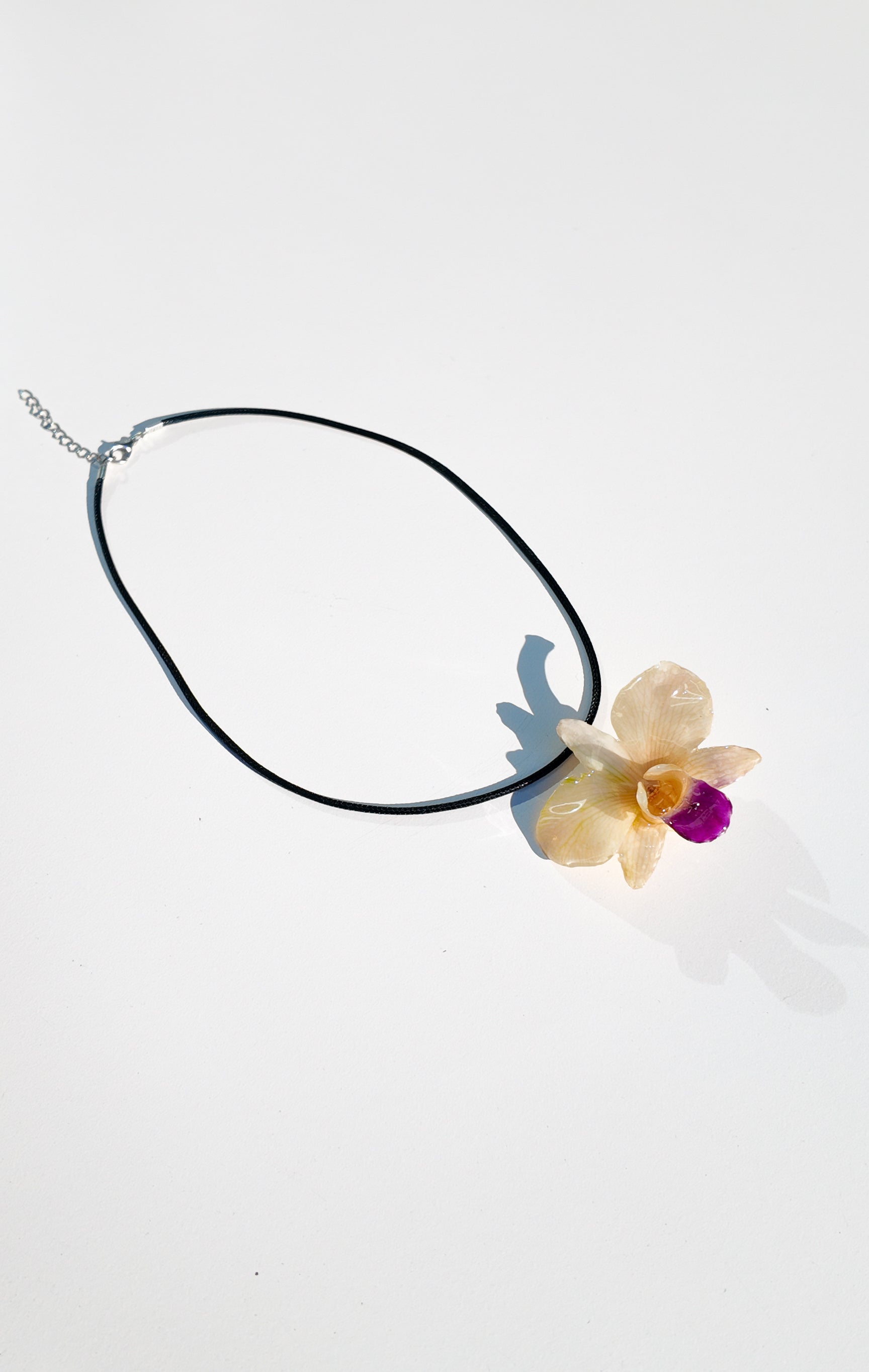 White Round Orchid Necklace