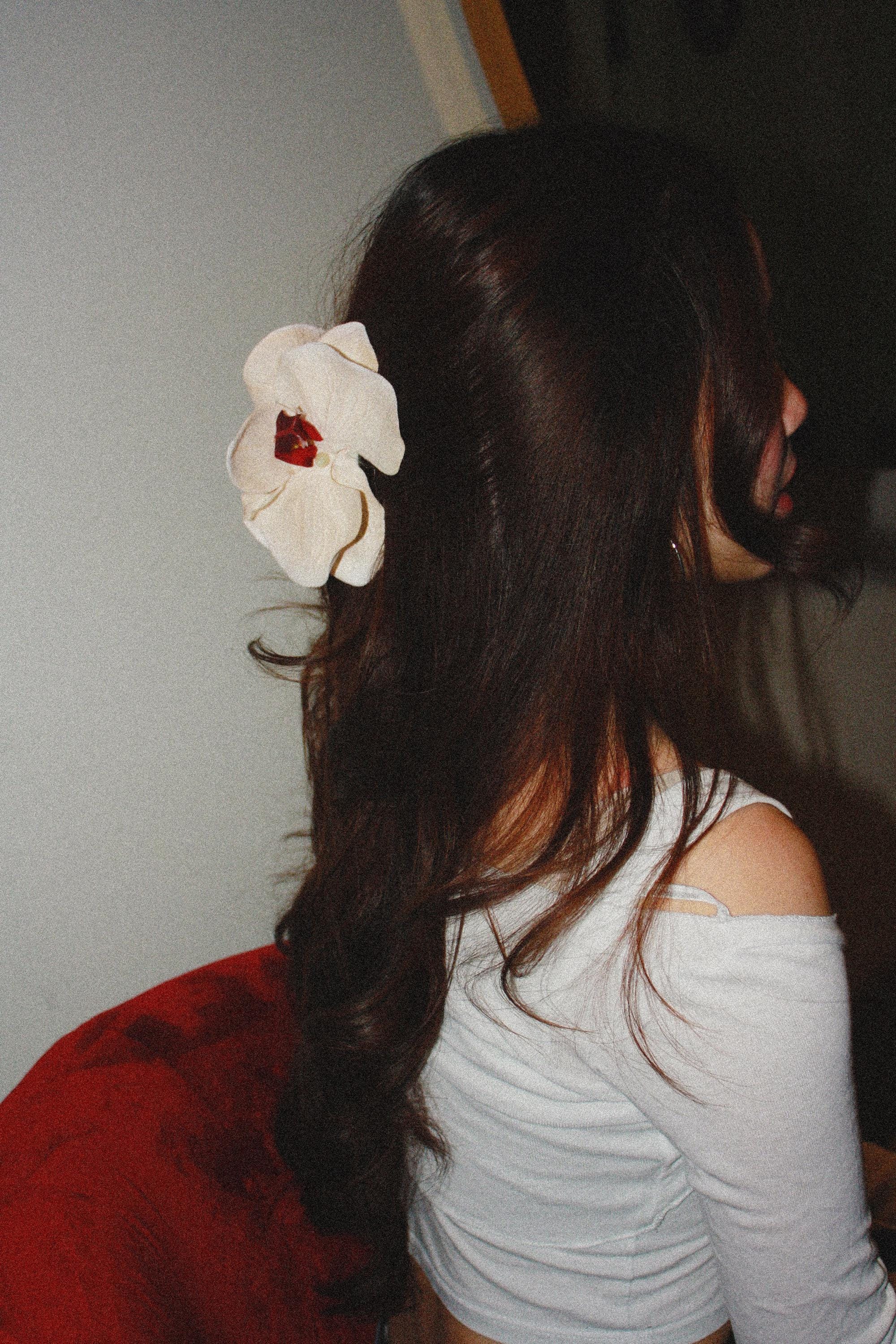 Orchid Hair Claw Clip