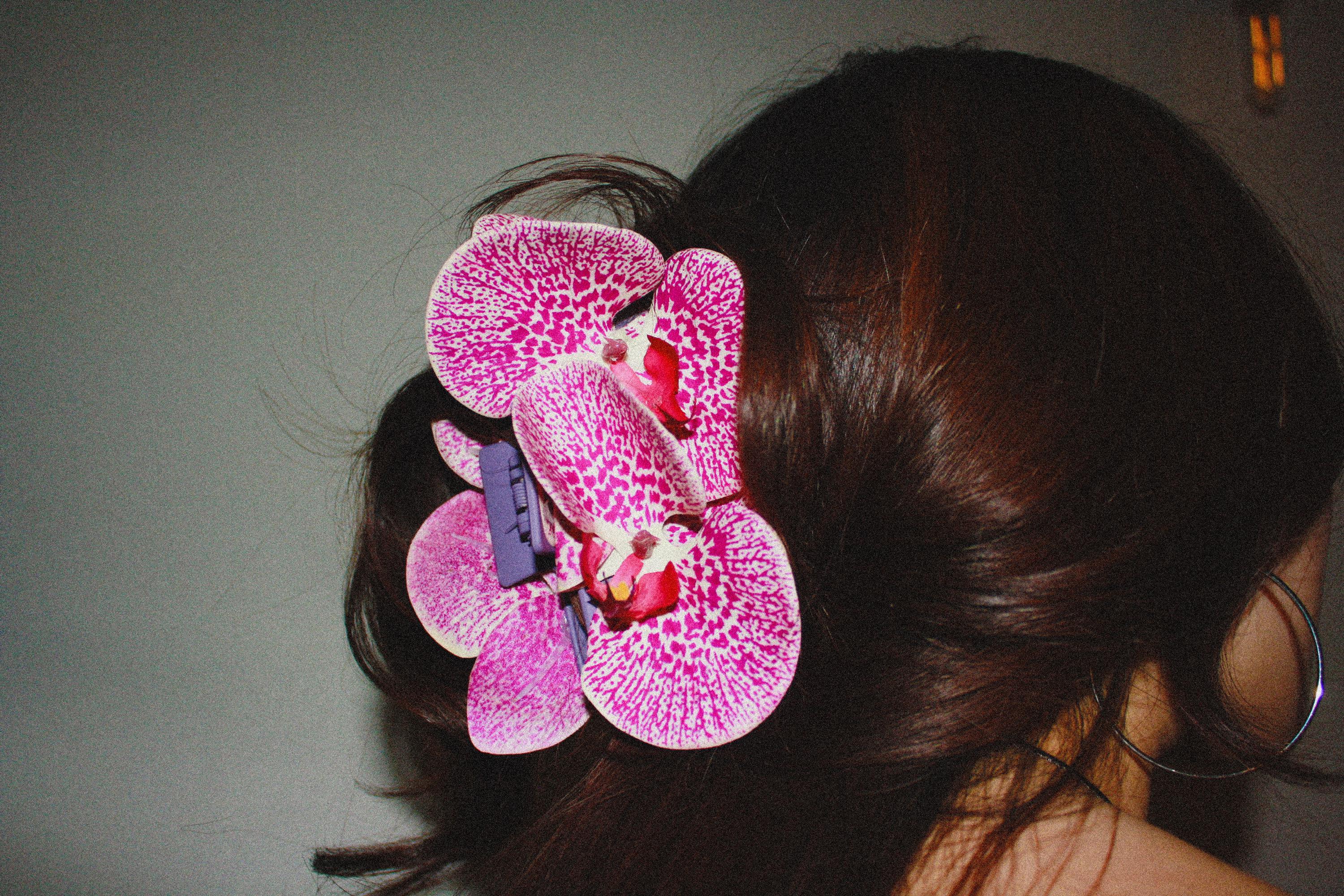 Orchid Hair Claw Clip