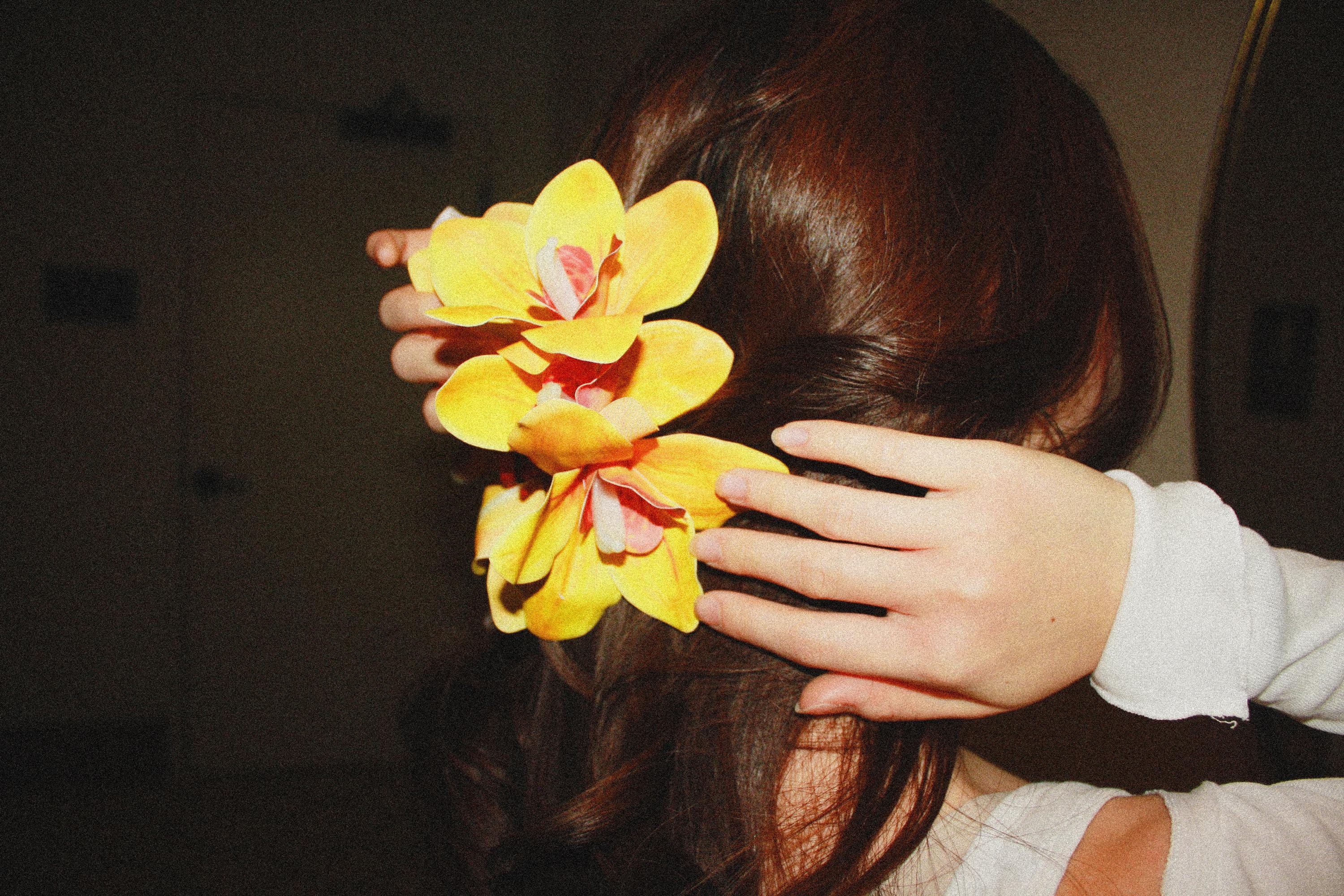 Sunset Orchid Hair Claw Clip